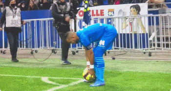 莫雷托：那不勒斯将与孔蒂会谈，讨论是否以及如何继续合作