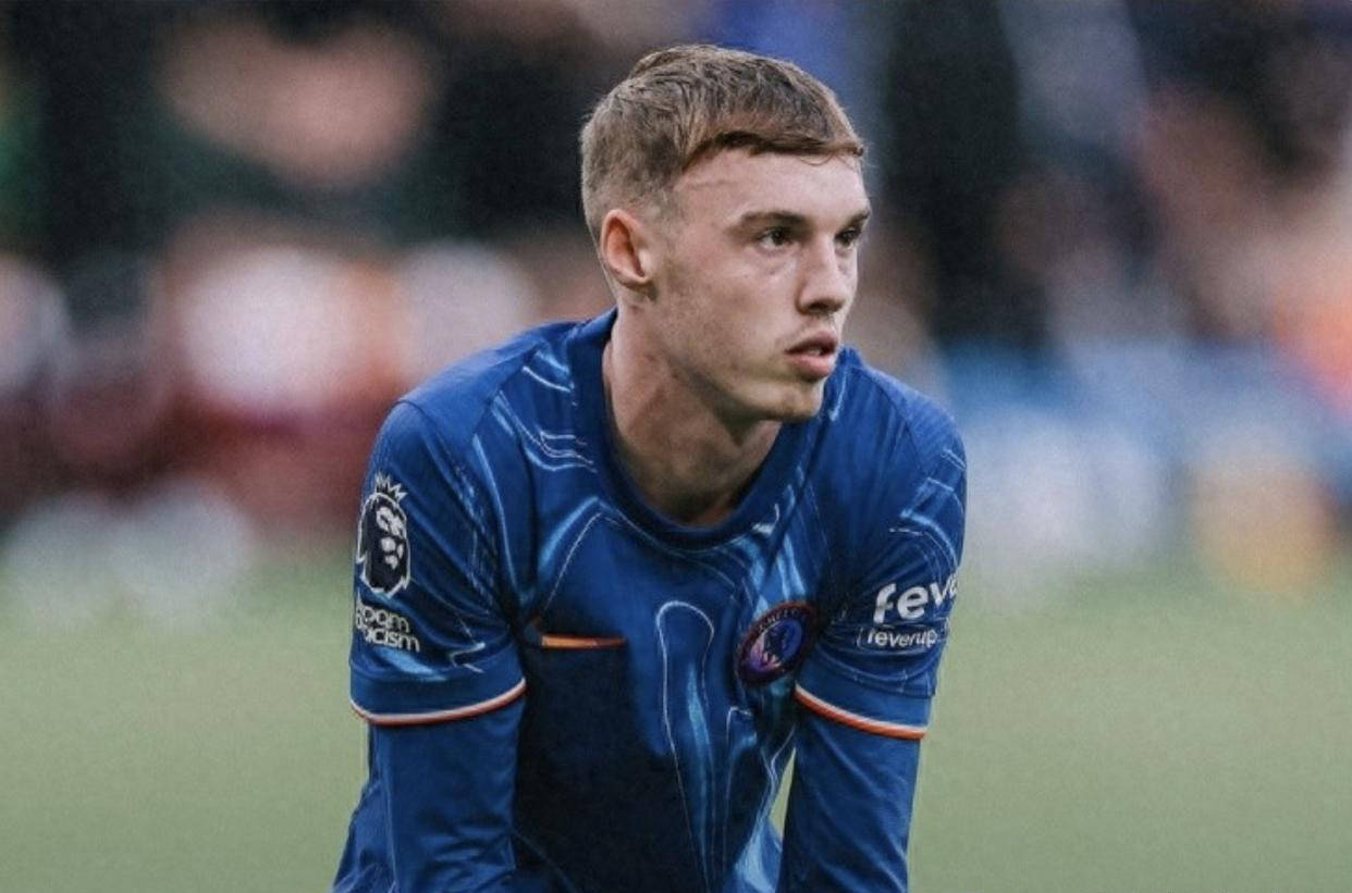 一日英超动向：曼联利物浦难兄难弟，阿森纳领跑态势不可阻挡（英超今日观察：曼联与利物浦同陷低迷，阿森纳强势领跑难以撼动）