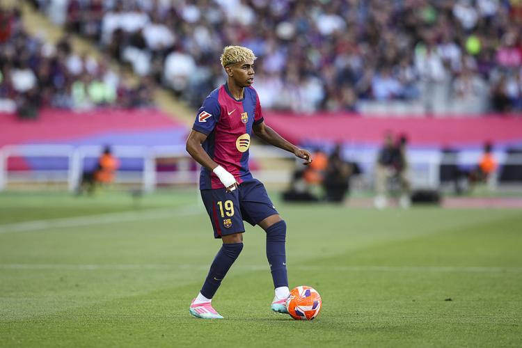 居功至伟，穆斯卡特带海港两年赢得三座奖杯（穆斯卡特两年率海港收获三冠）