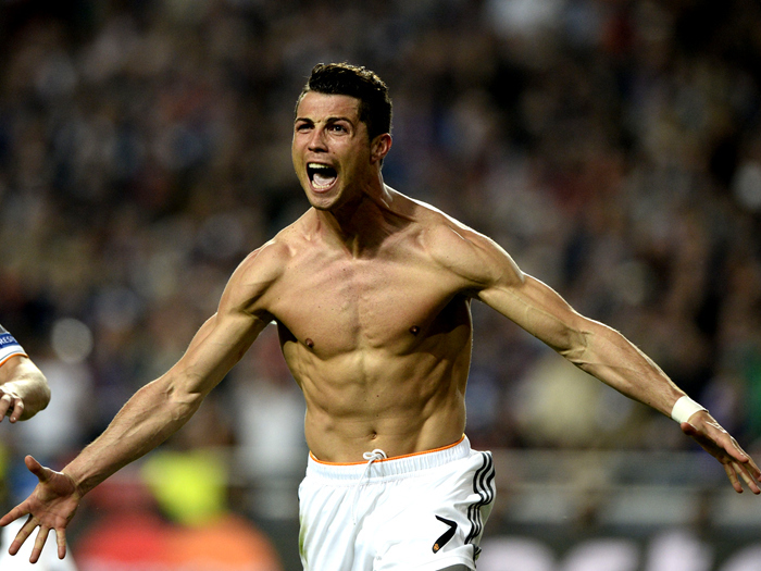 比安奇：难以理解孔蒂如此抱怨，球队的替补席存在问题（比安奇：孔蒂的抱怨令人费解，症结在球队板凳深度）