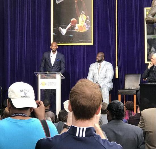 【奖项】阿卡荣获斯蒂芬·埃德伯格体育风尚奖，卢布获评阿瑟·阿什人道主义奖（【奖项】阿卡斩获斯蒂芬·埃德伯格体育风尚奖，卢布荣膺阿瑟·阿什人道主义奖）