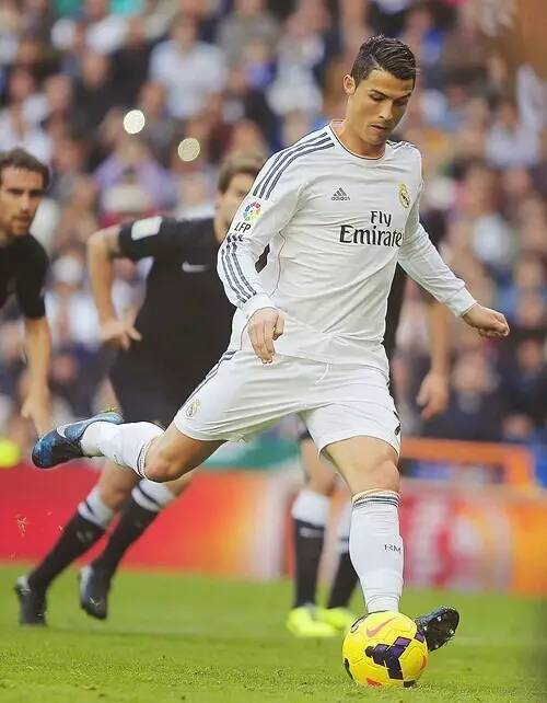 足球报：国安亚冠出局后，有球迷退了足协杯决赛的门票与酒店（足球报：国安亚冠遭淘汰 部分球迷退订足协杯决赛门票和酒店）