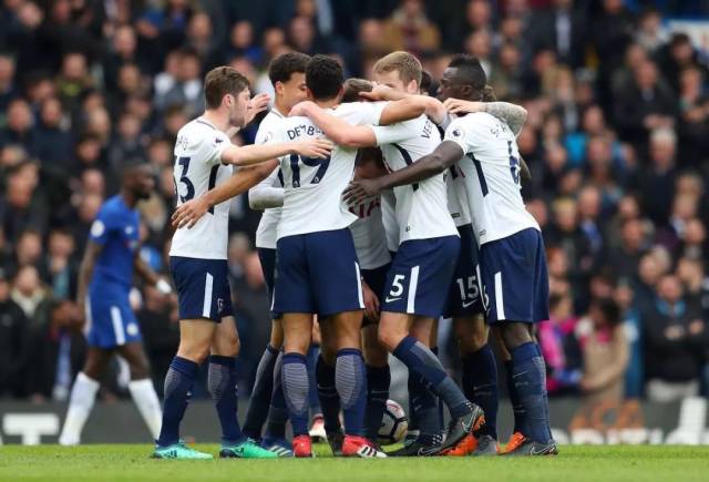 地上足球：没有C罗会更好？葡萄牙已陷入内斗风暴！（地上足球：C罗不在会更强？葡萄牙深陷内讧风波）